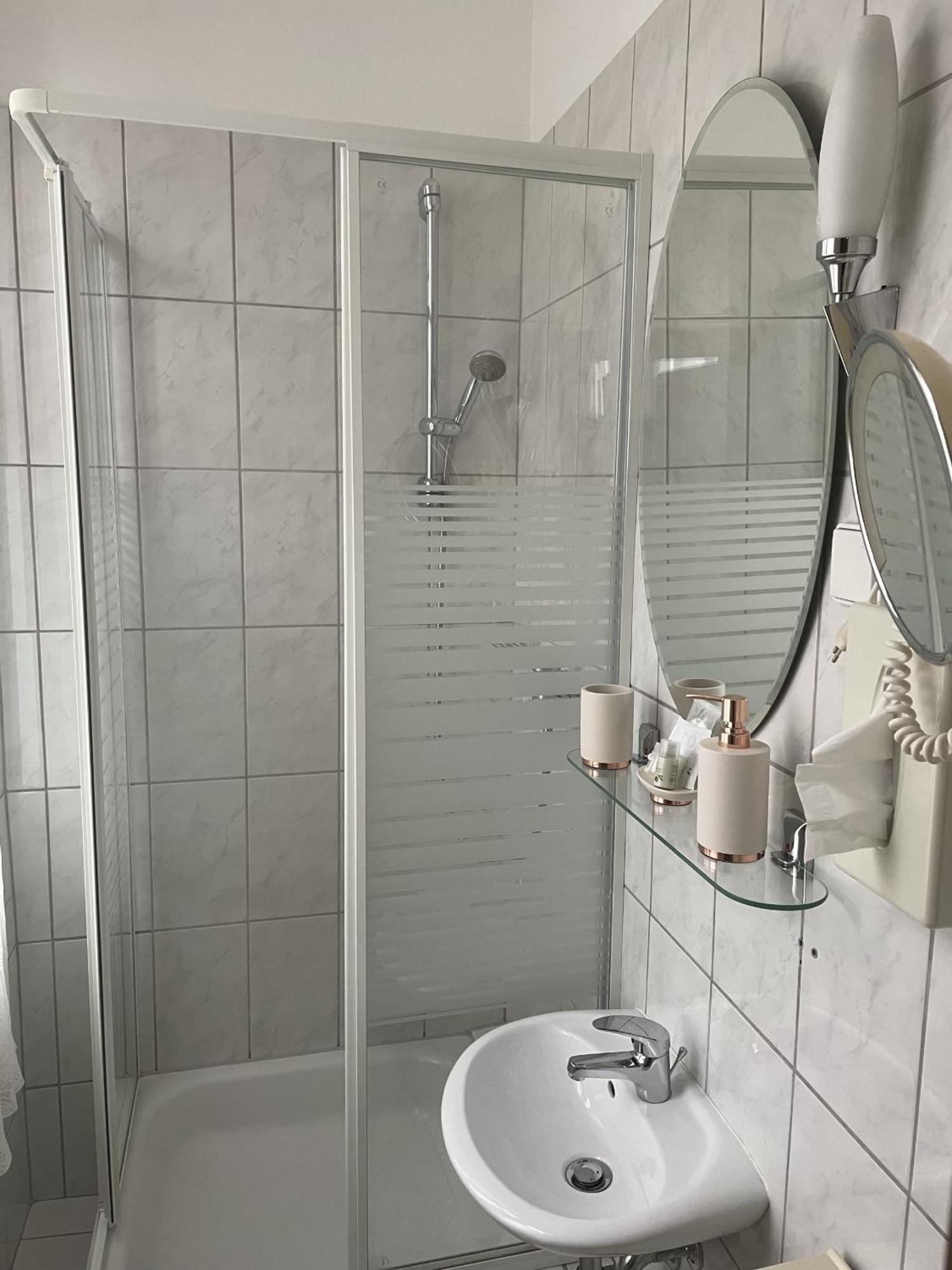 Hotel Jaegerhof Kettwig เอสเซน ห้อง รูปภาพ